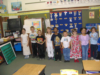 Classroom activity inspired by the slow movement of a three-toed sloth