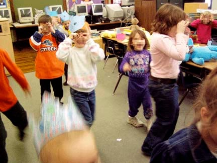Students singing bear hunt song